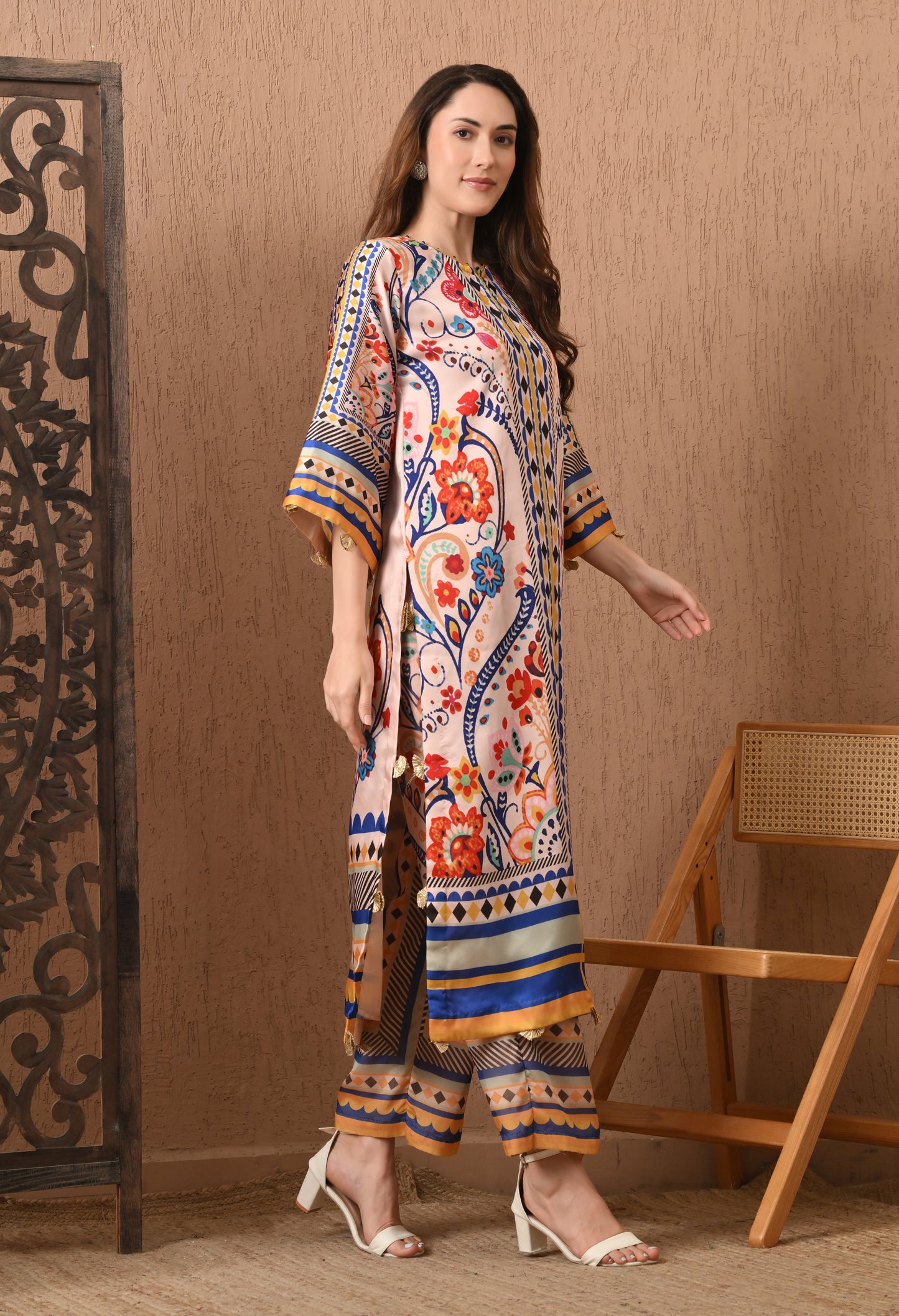 Vibrant Floral & Geometric 2-Piece Satin Silk Set/Pakistani suit