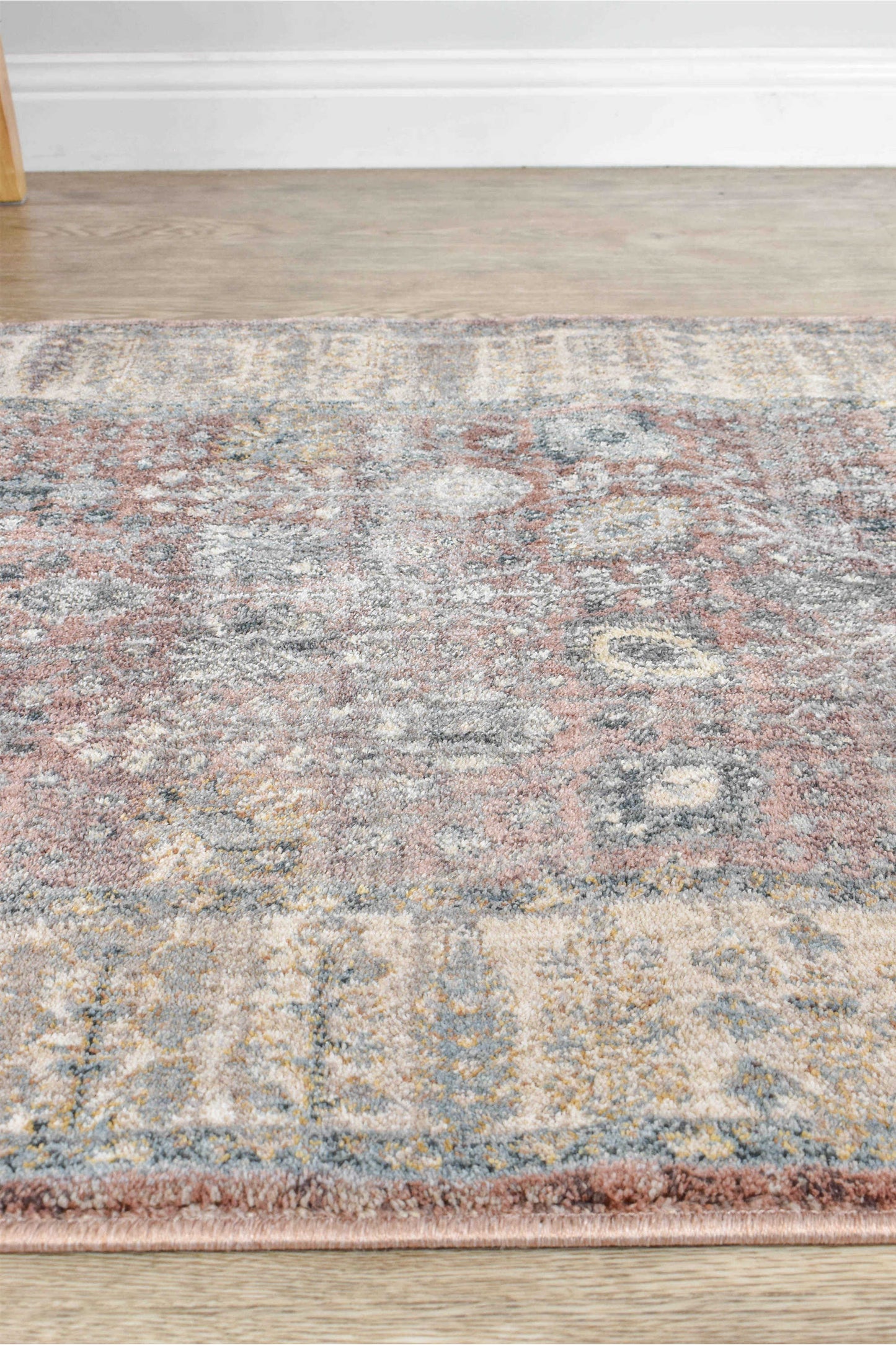 Novara 0B568A Rose Balm - Unique Decorative Rug