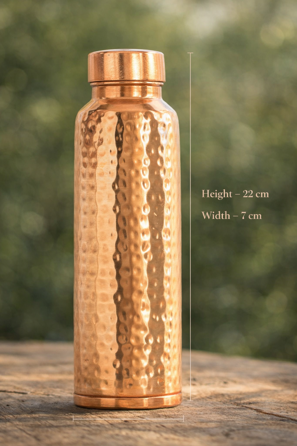 Standing hammered copper bottle 600ml with threaded neck detail