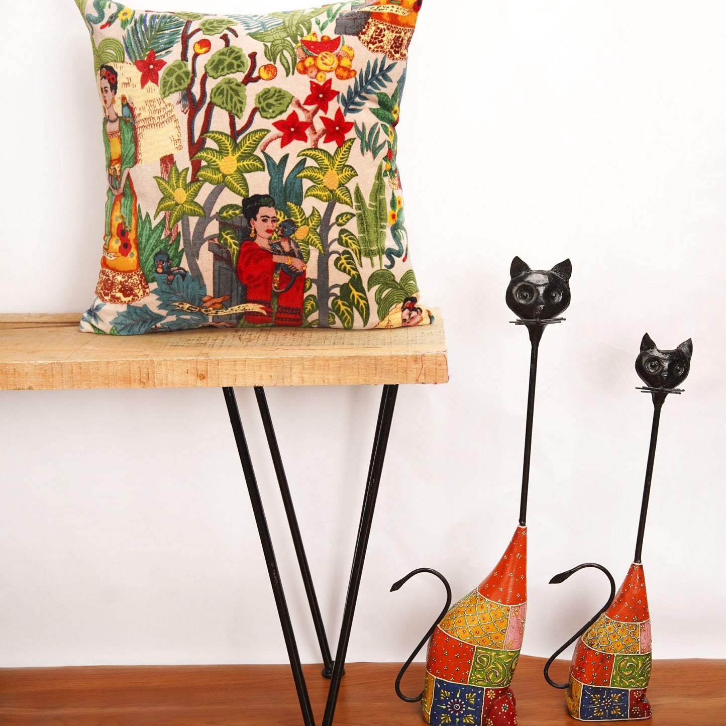 Kahlo's Vibrant Palette Velvet Cushion
