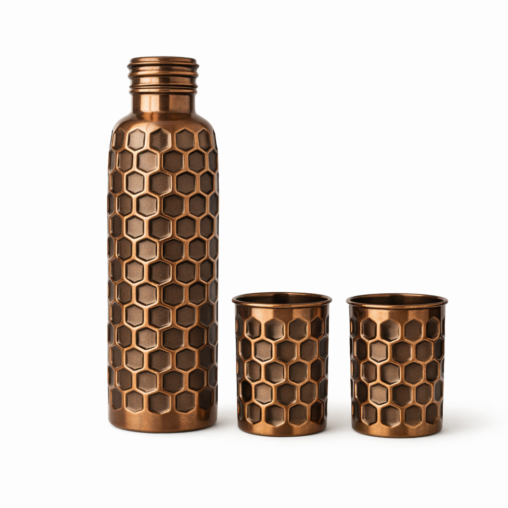 950ml copper bottle and 300ml glasses set in a premium antique look.